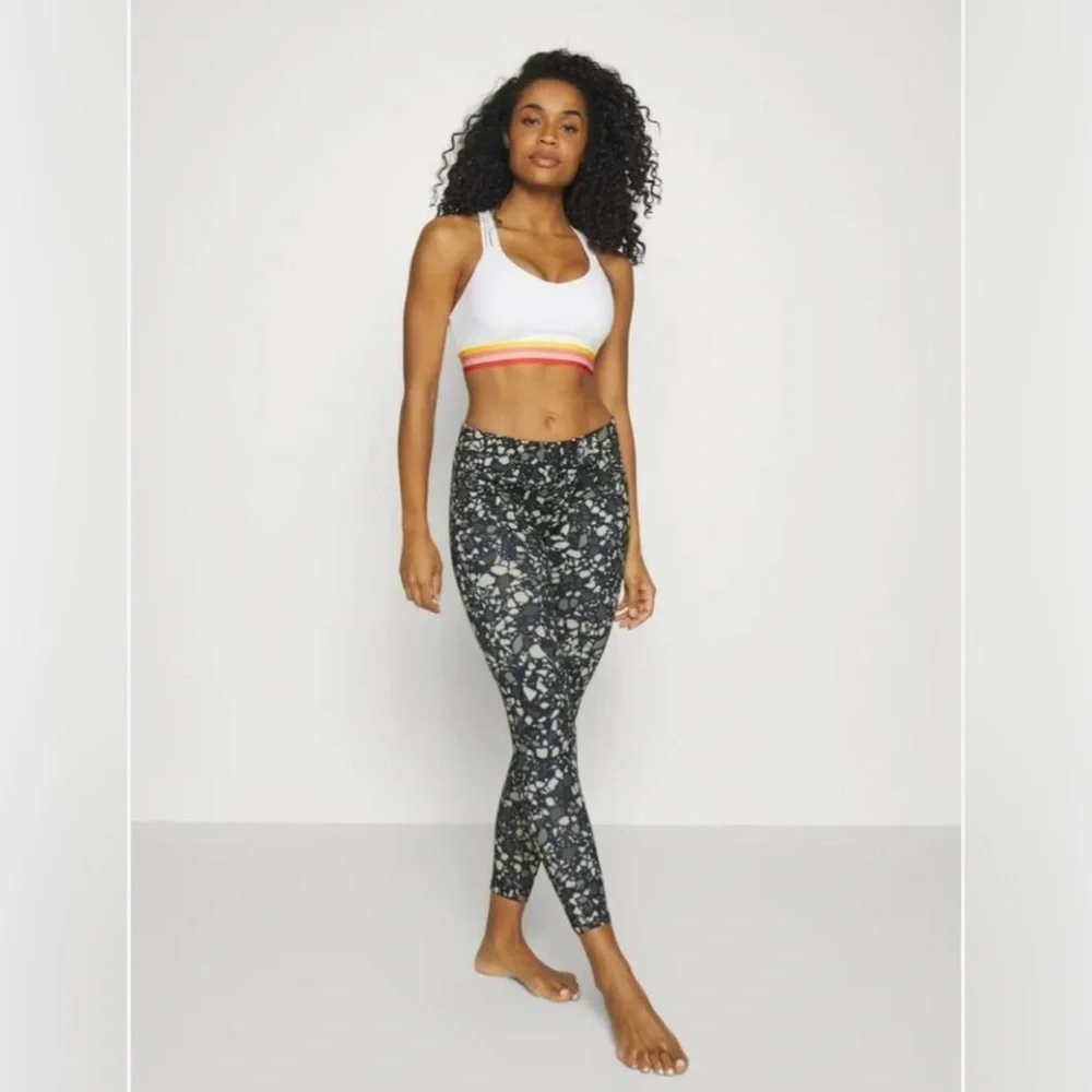 Burton Womens Terrazzo Print Performance Leggings Stretch Activewear XXS